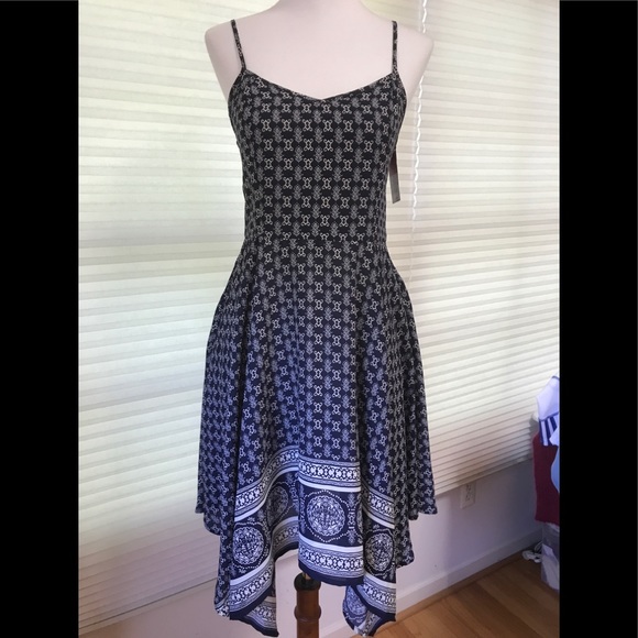 Dresses & Skirts - Hankerchief hem sundress, stretch back, size S NWT